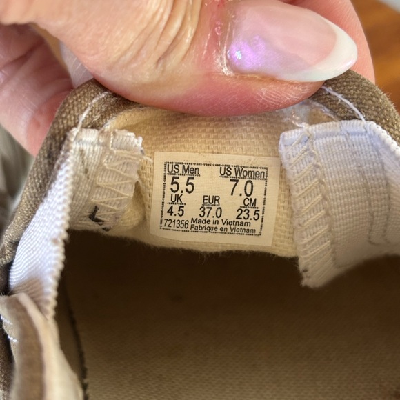 Vans - Picture 5 of 5